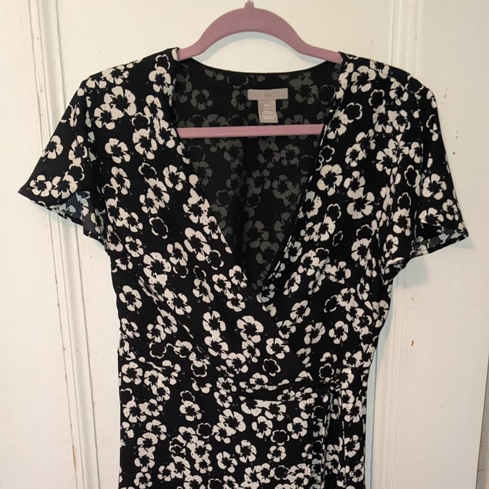 Black & White Floral Midi Tie Wrap Dress